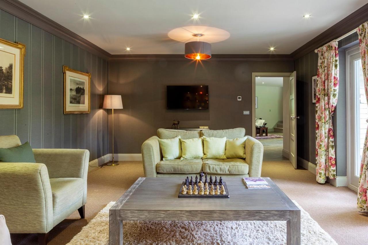 The Stables With Jacuzzi & Tennis Court * York